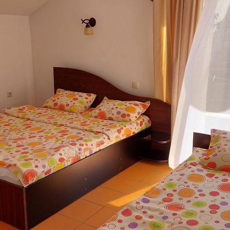 Hotel Vila Leonard Costinesti Esterno foto
