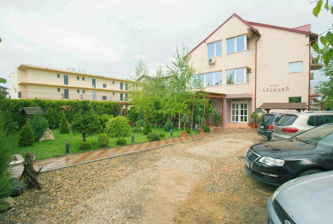 Hotel Vila Leonard Costinesti Esterno foto